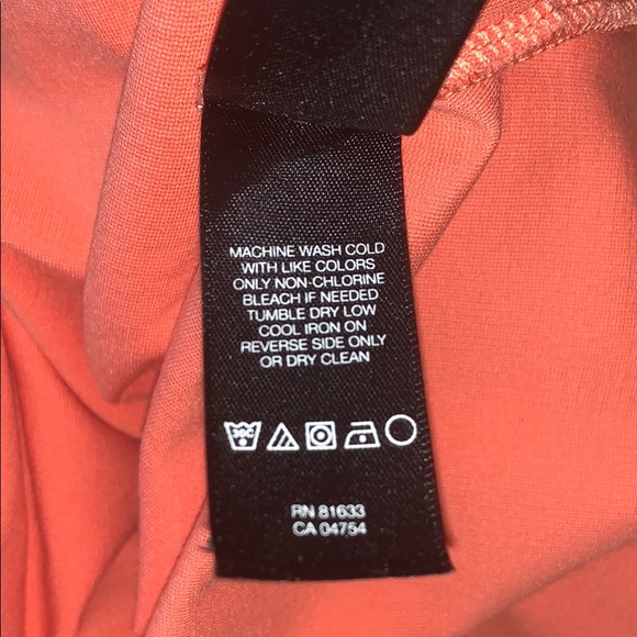 Adorable dress with a long zipper - Picture 5 of 5